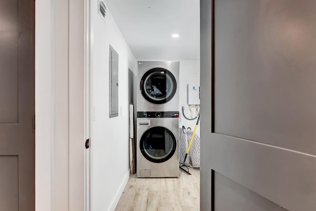 320 Nw 3rd Avenue - Photo 22