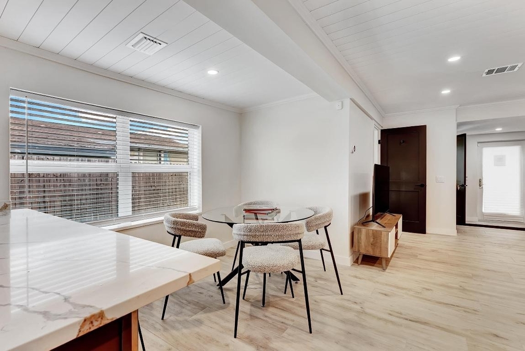 320 Nw 3rd Avenue - Photo 16