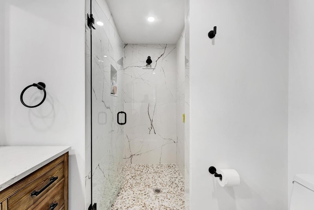 320 Nw 3rd Avenue - Photo 20