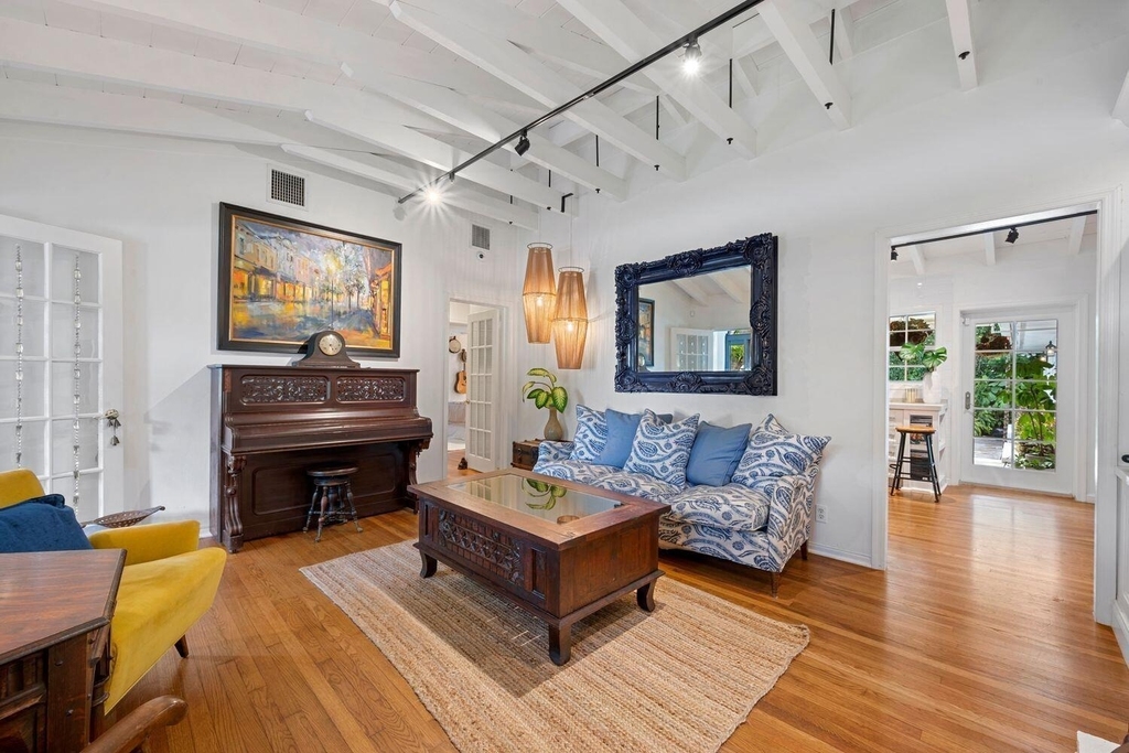 302 Nw 16th Street - Photo 9