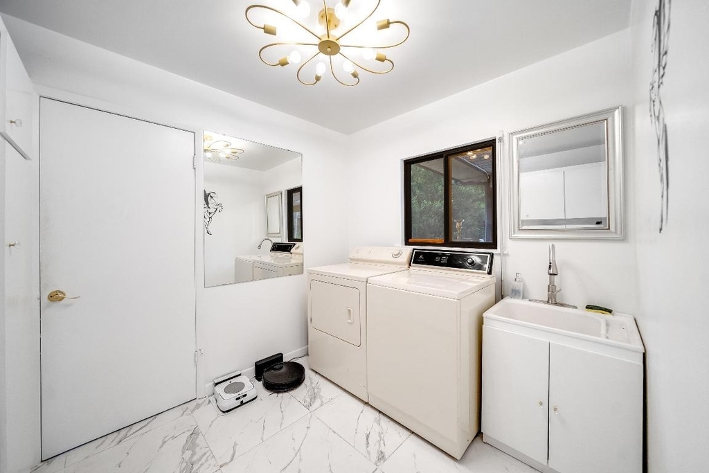 583 Rambling Drive Circle - Photo 18