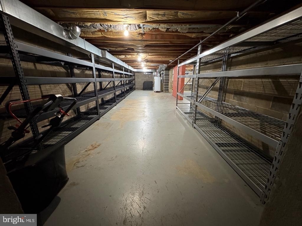 1040 Indiana Ave - Photo 24