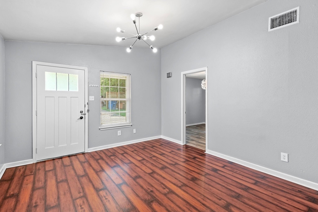 7617 Meador Ave - Photo 4