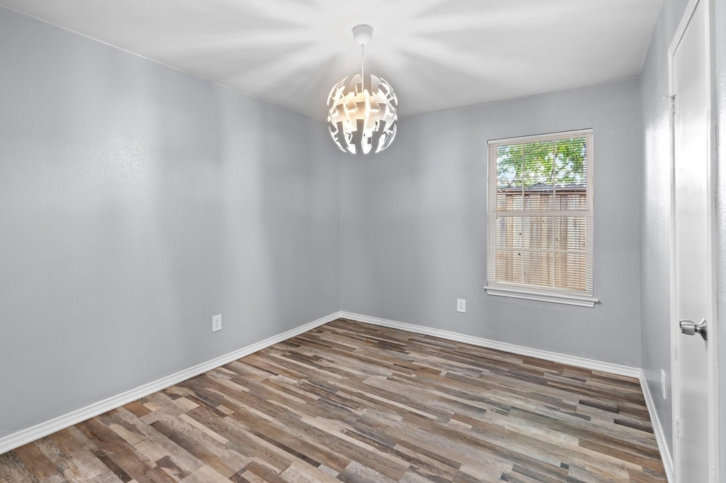 7617 Meador Ave - Photo 7