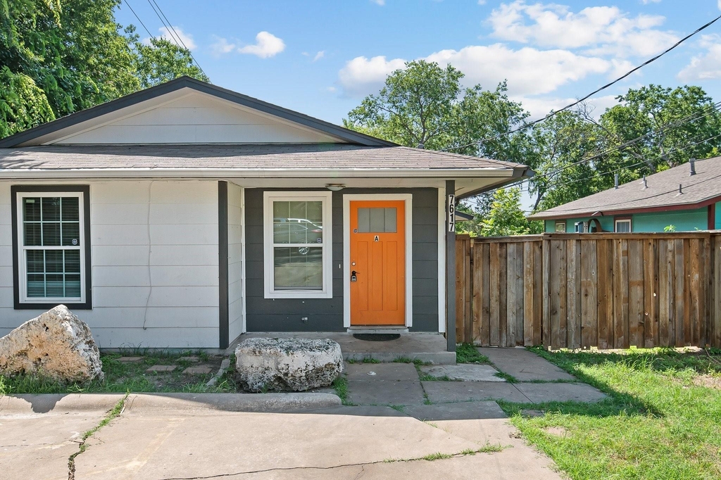 7617 Meador Ave - Photo 0