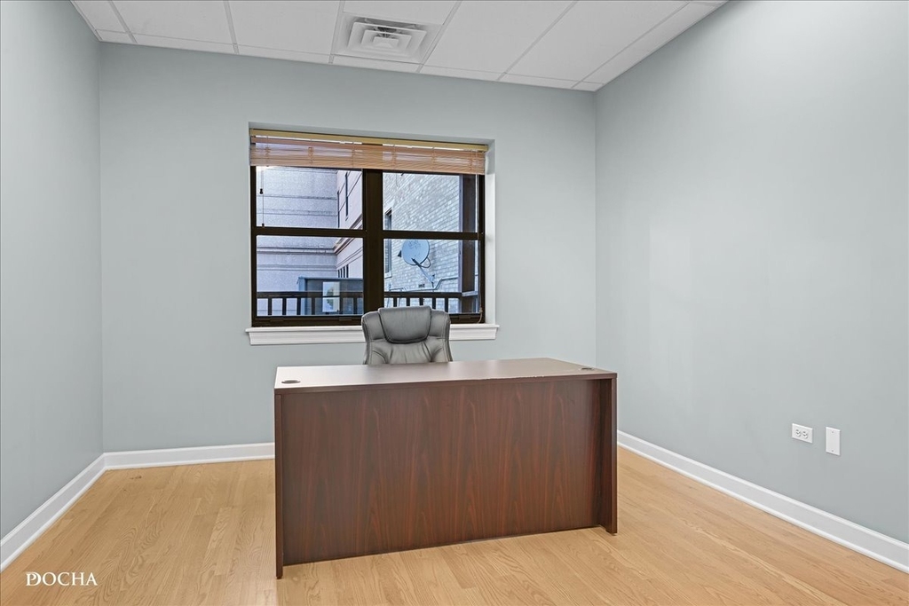 202 W Main Street - Photo 9