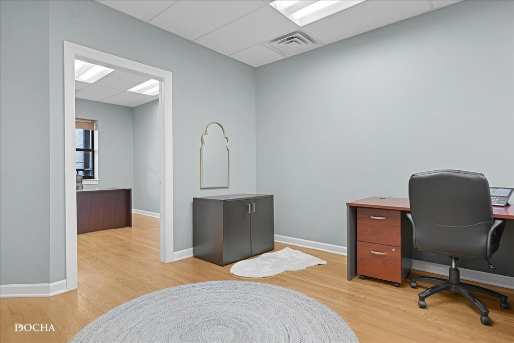 202 W Main Street - Photo 8