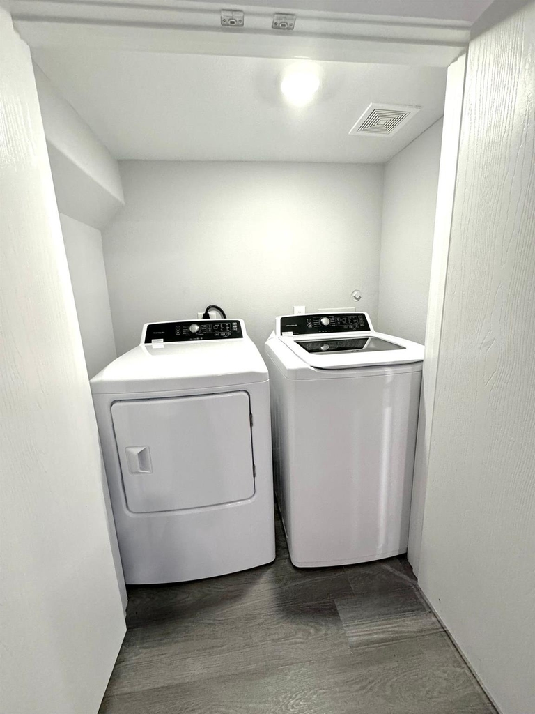 8109 Denton Street - Photo 4