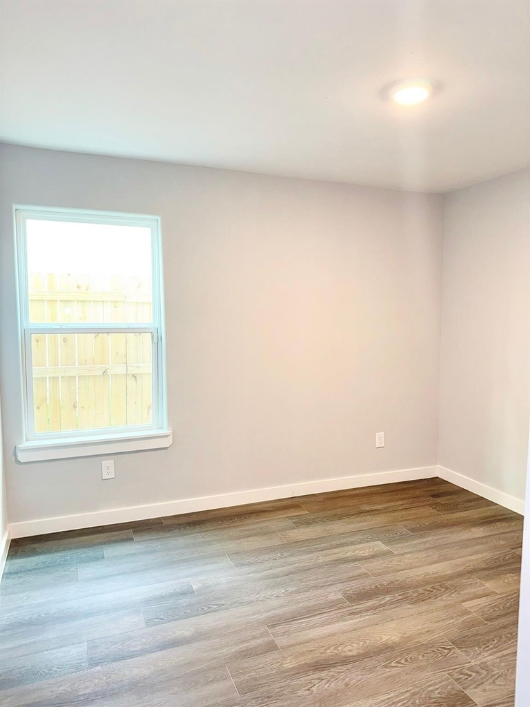 8109 Denton Street - Photo 14