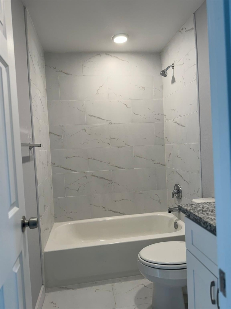 8109 Denton Street - Photo 7
