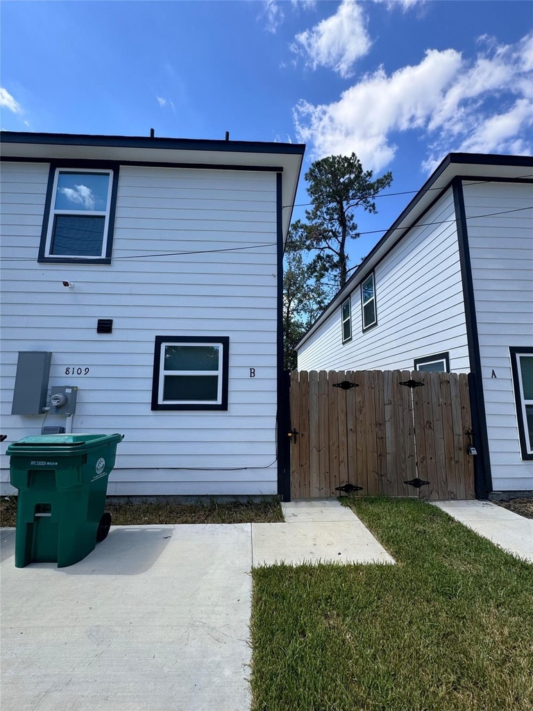 8109 Denton Street - Photo 1