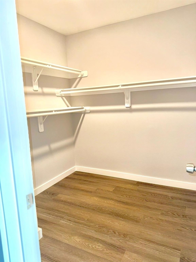 8109 Denton Street - Photo 6