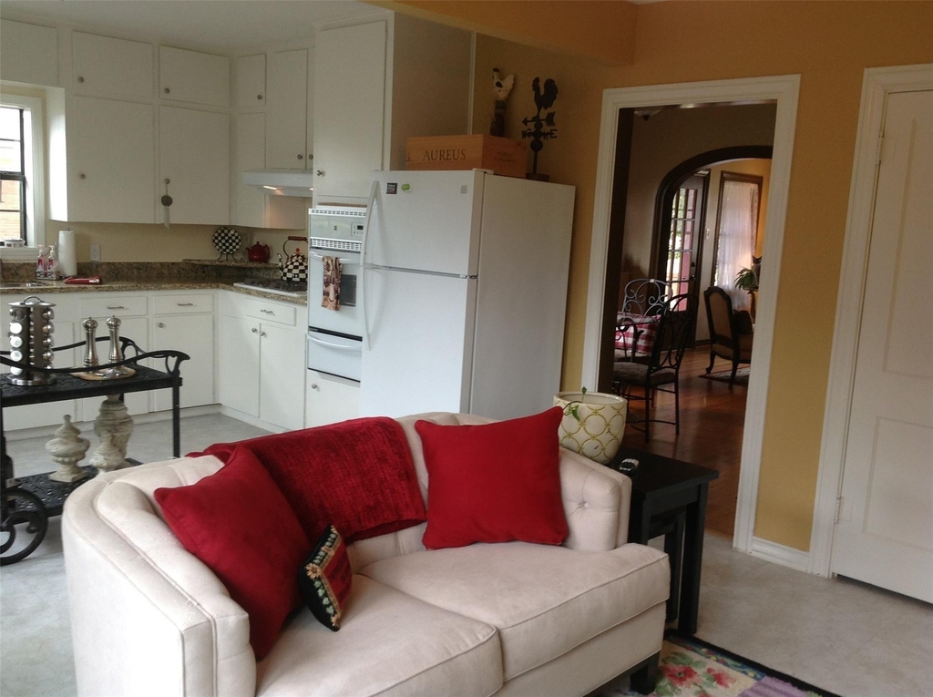 704 Sue Street - Photo 15