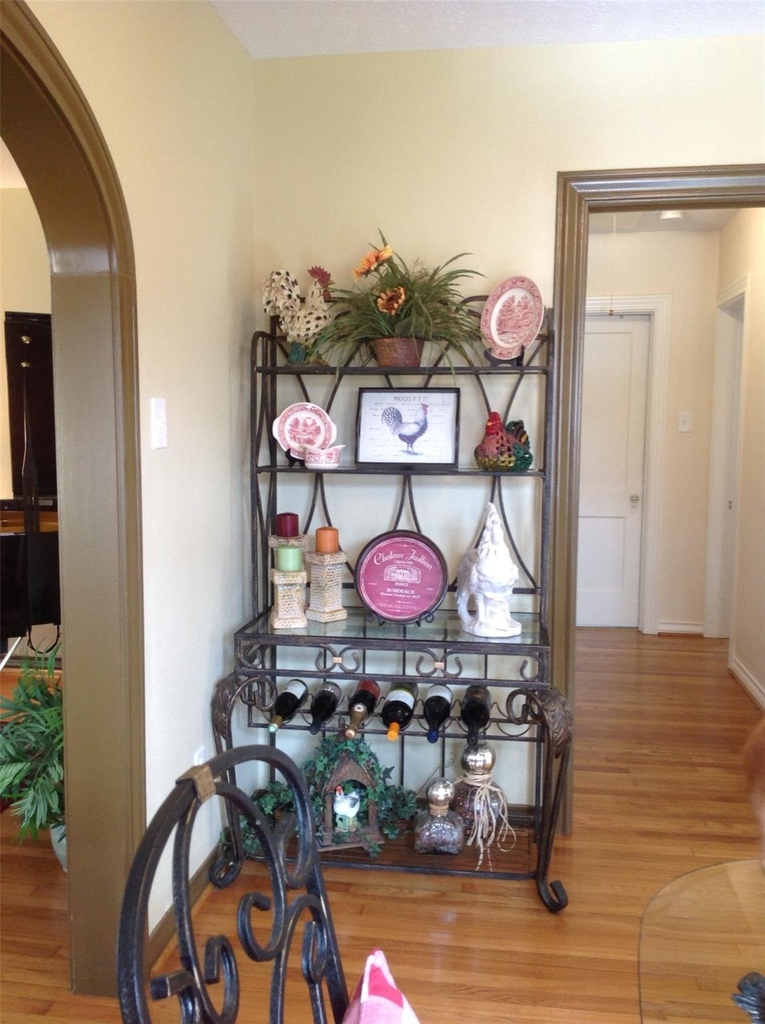 704 Sue Street - Photo 4