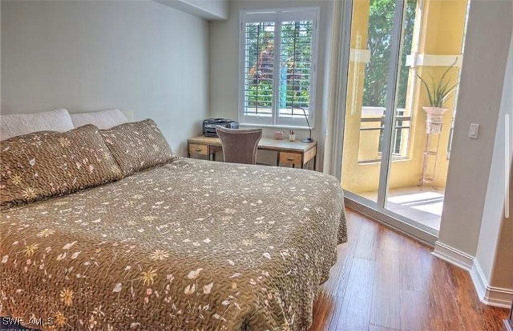 2738 Tiburon Boulevard E - Photo 4