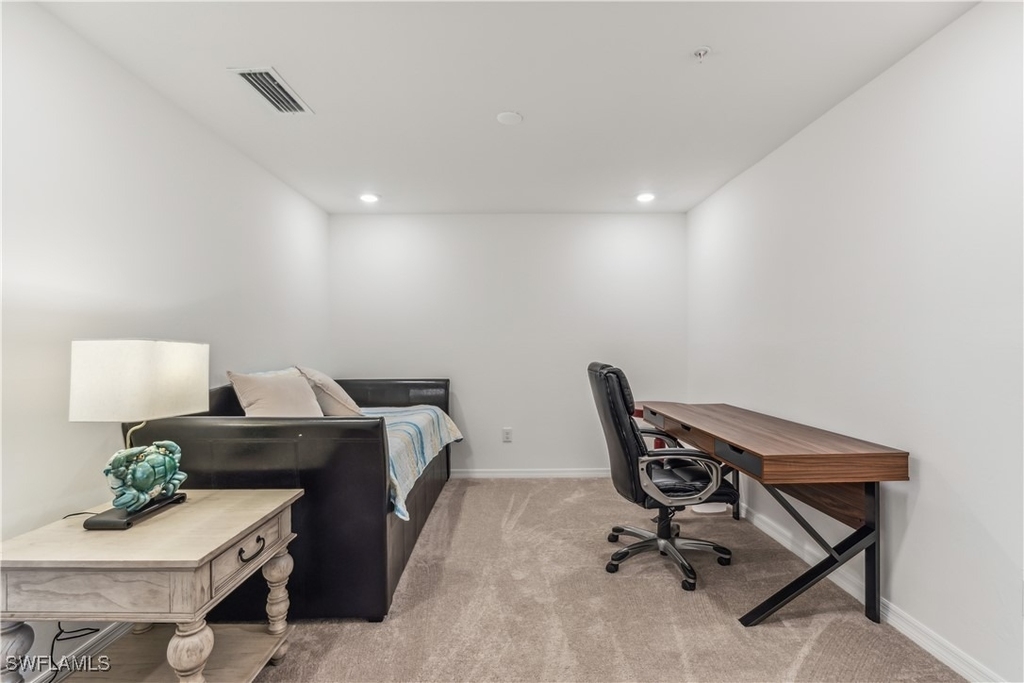 43051 Greenway Boulevard - Photo 8