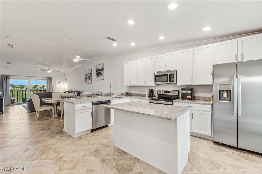 43051 Greenway Boulevard - Photo 6