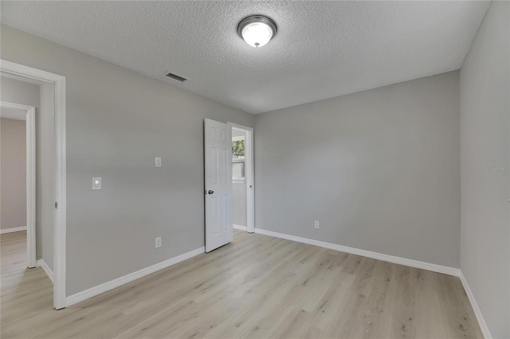 527 Fox Run Trail - Photo 33