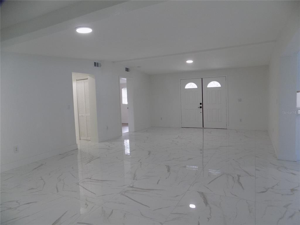 1511 E Horatio Avenue - Photo 4