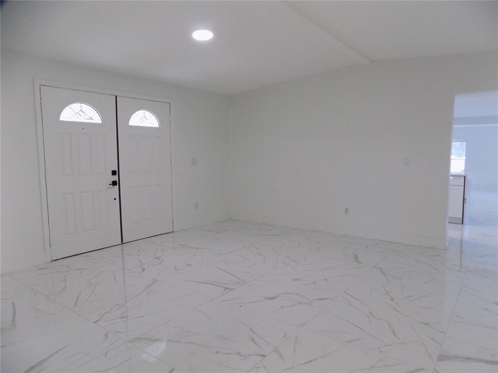 1511 E Horatio Avenue - Photo 3