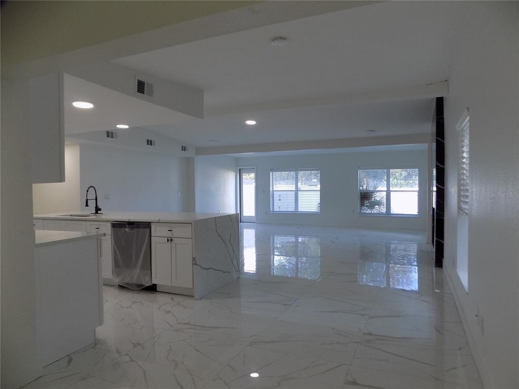 1511 E Horatio Avenue - Photo 5