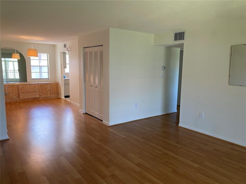 2727 75th Street W - Photo 2