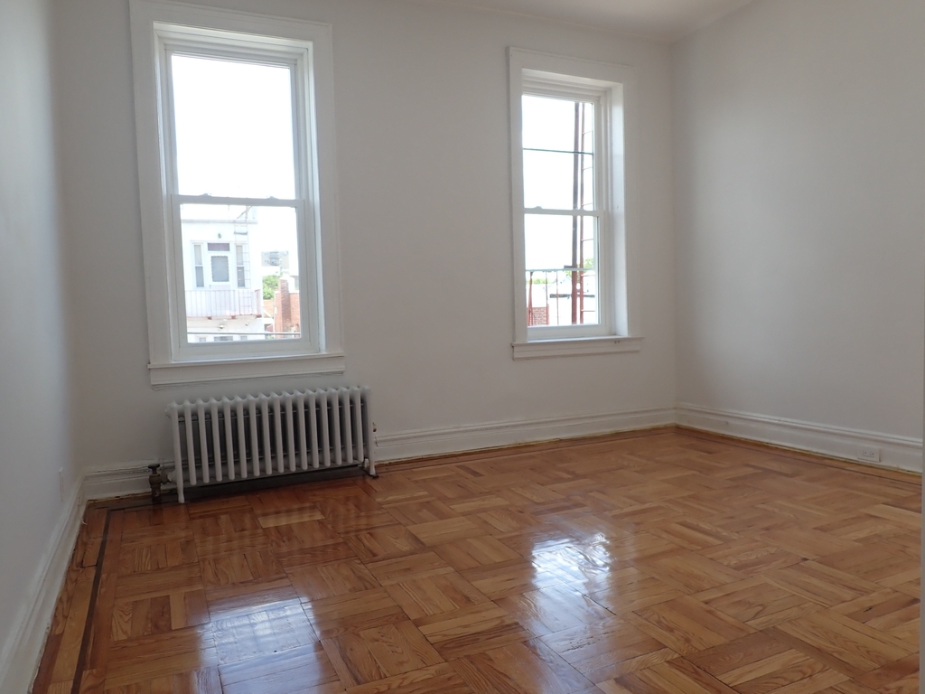 663 East 94th Street - Photo 10
