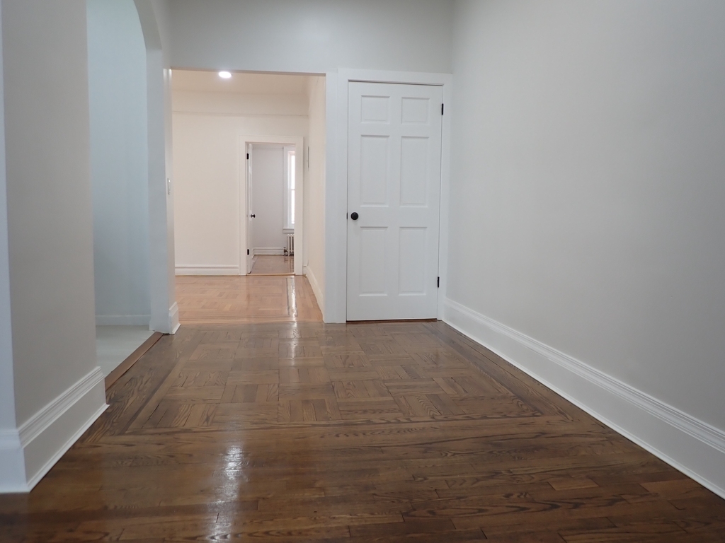 663 East 94th Street - Photo 7