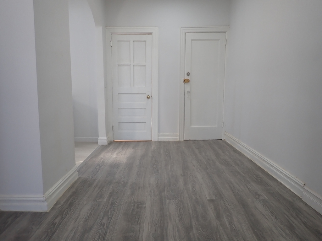 663 East 94th Street - Photo 6