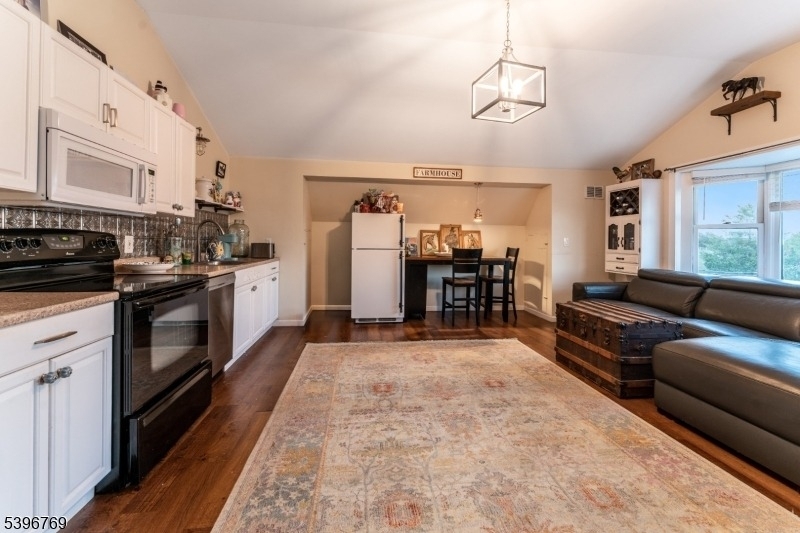 231 Wertsville Rd - Photo 5