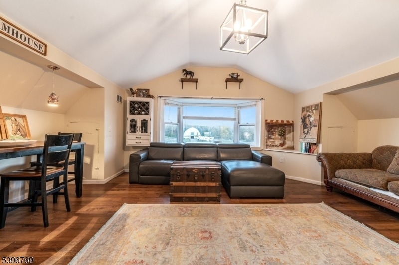 231 Wertsville Rd - Photo 2
