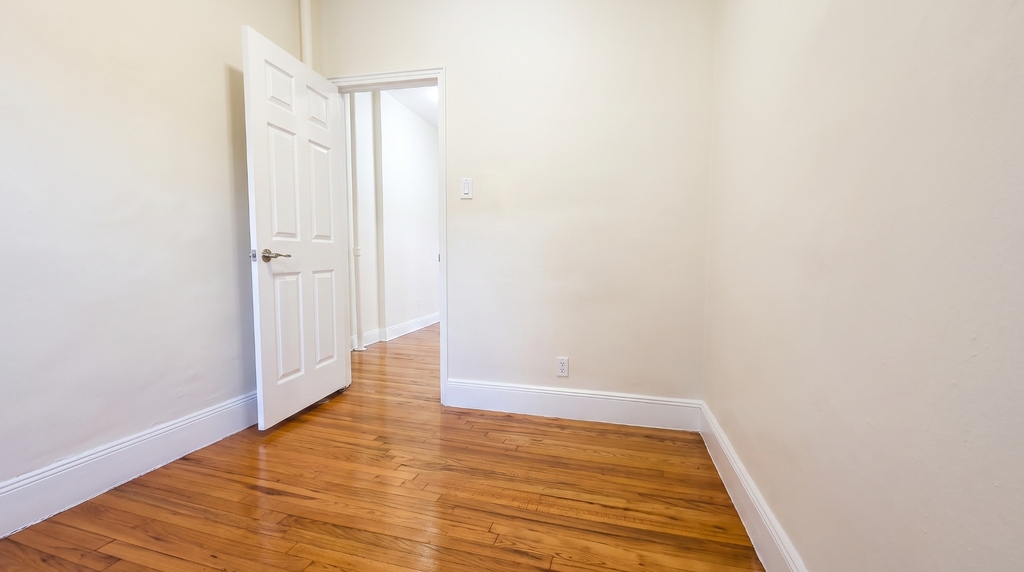 2nd Avenue - Photo 1