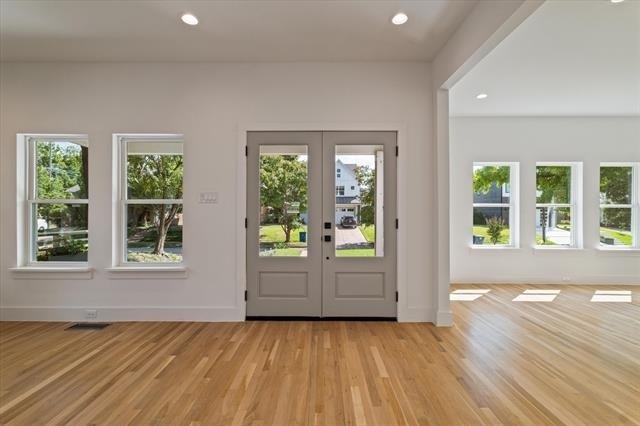 6255 Belmont Avenue - Photo 3