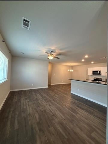 628 Blackland Drive - Photo 2