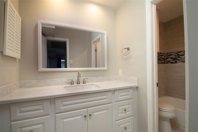 5315 Fleetwood Oaks Avenue - Photo 6