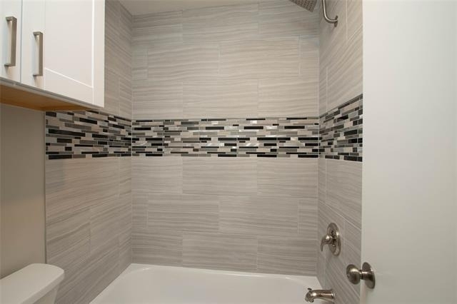 5315 Fleetwood Oaks Avenue - Photo 7