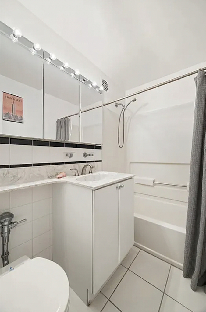 West 55th Street - Photo 3