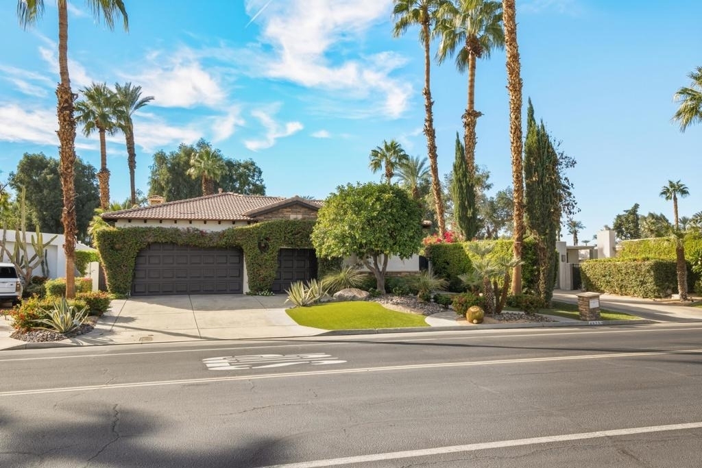 45737 Club Drive - Photo 1