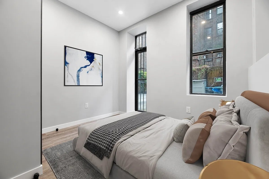 437 West 46th Street - Photo 0
