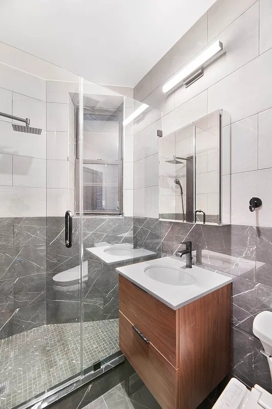 437 West 46th Street - Photo 3