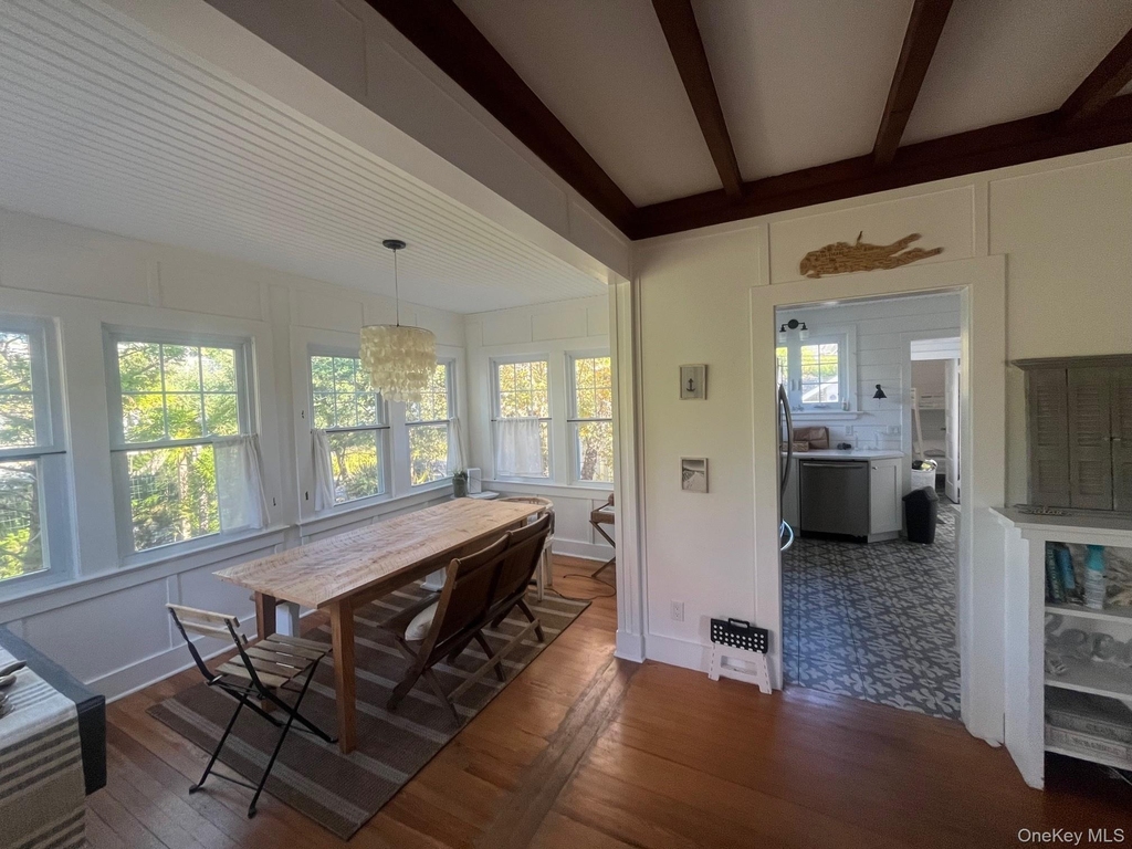 22 Crescent Avenue - Photo 3