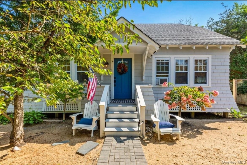 22 Crescent Avenue - Photo 0