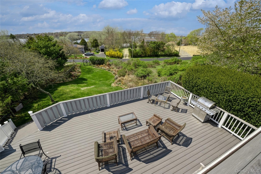 155 Essex Street - Photo 1