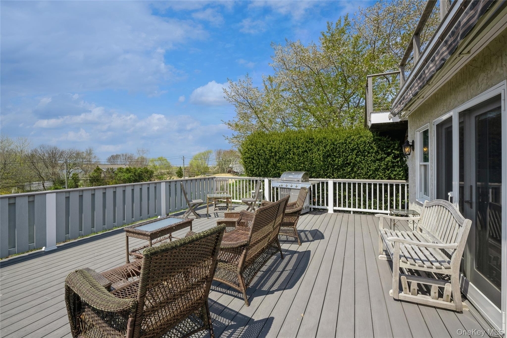 155 Essex Street - Photo 9