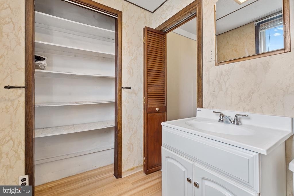3068 Livingston Street - Photo 12