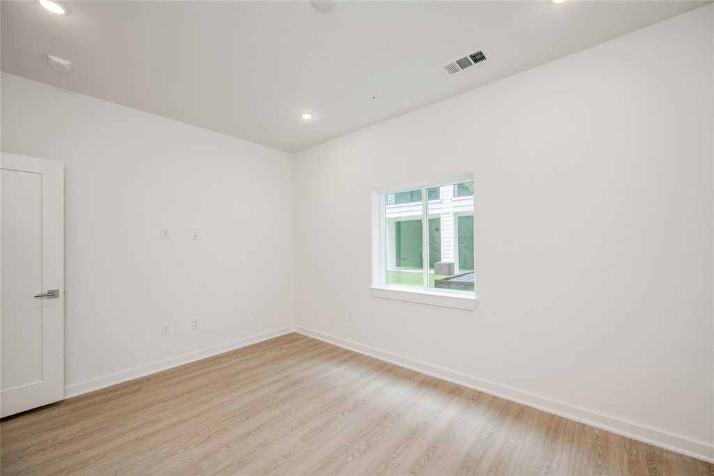 4802 S Congress Ave - Photo 20