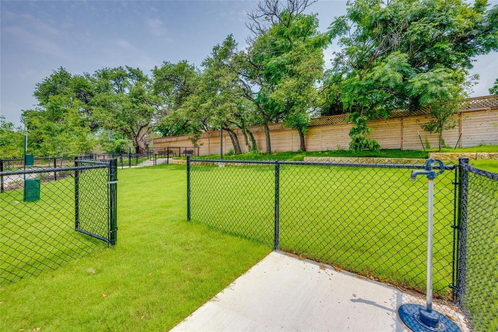 4802 S Congress Ave - Photo 27