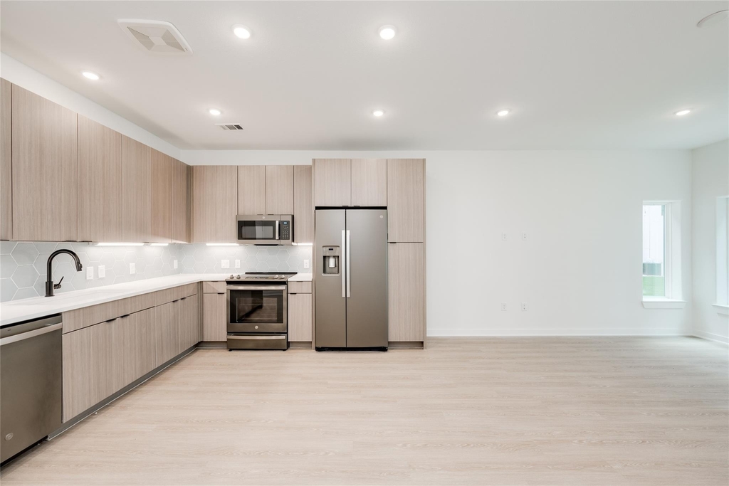 4802 S Congress Ave - Photo 7