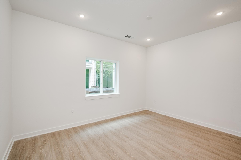 4802 S Congress Ave - Photo 18