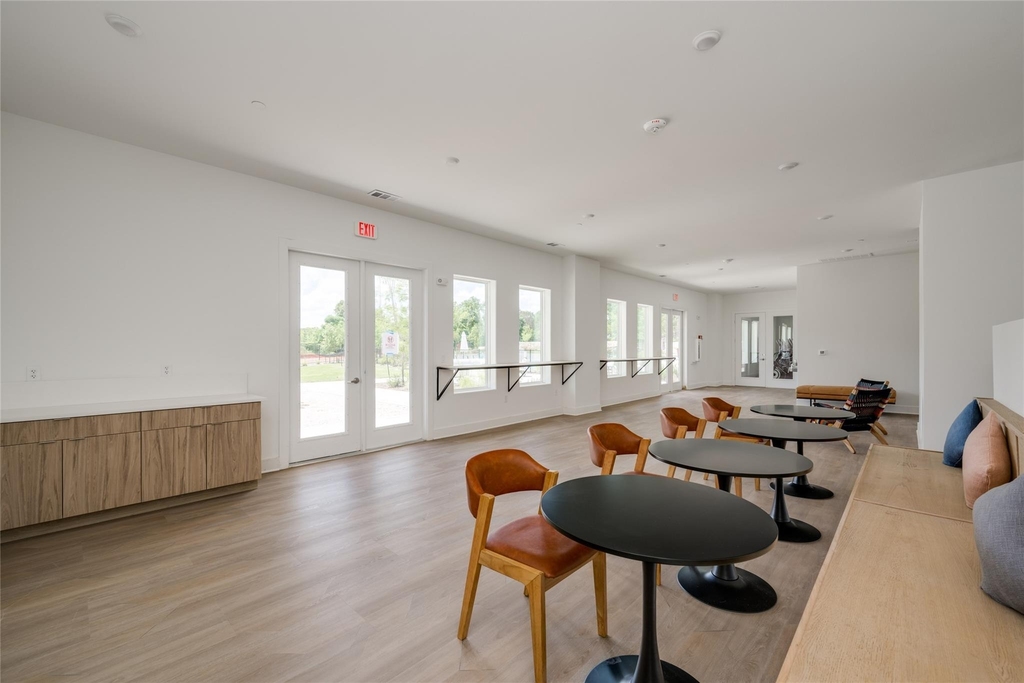 4802 S Congress Ave - Photo 29